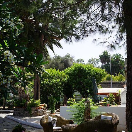 Villa Del Monte Santa Brigida  Luaran gambar