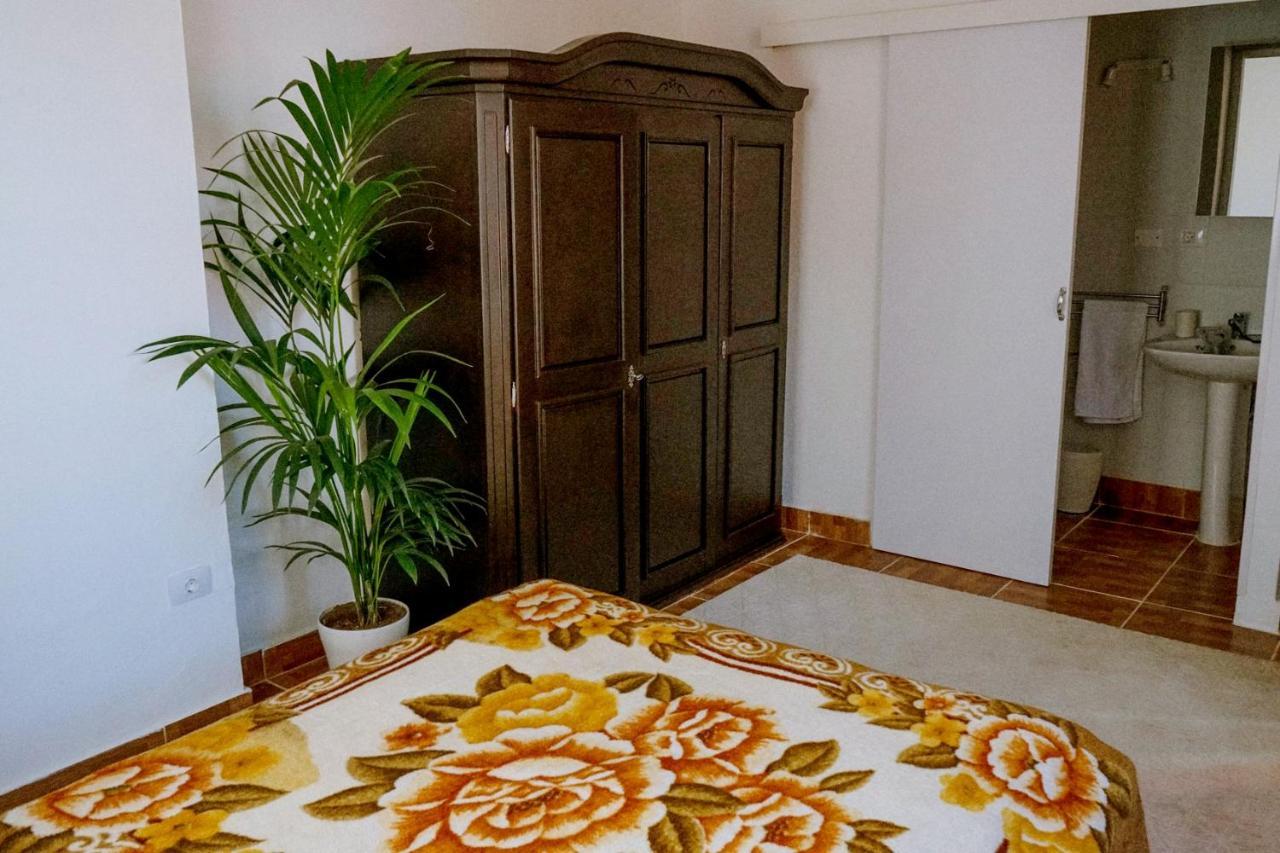 Villa Del Monte Santa Brigida  Luaran gambar